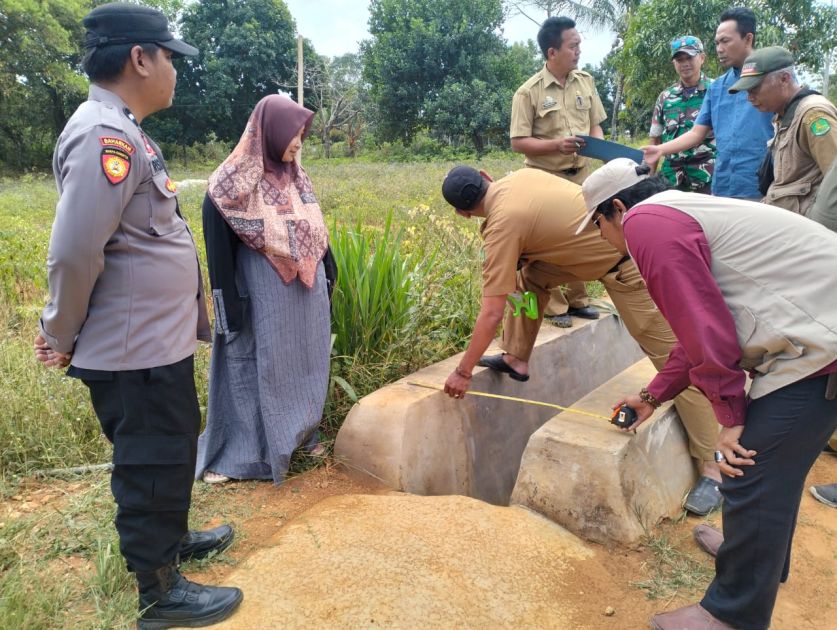 Monitoring Pembangunan Infrastruktur Desa Mandala, Forkopimka Rubaru Pastikan Proyek Berjalan Sesuai Rencana